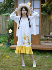 White Knitted Sunflower Bowknot Detail Flounce Sleeves Cardigan