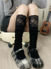 White/Gray/Black Sweet Lace Trim Calf Socks