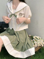 White Bowknot Green Floral Embroidery Badge