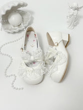 White Bowknot Details Lace Trim Round Toe Lolita Shoes