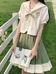 White Bowknot Green Floral Embroidery Badge