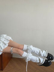 White Rivet Decorated Leg Garterwith Crossand Metal Chain