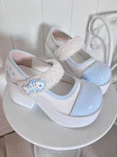 Tenshi Kaiwai Light Blue Jirai Kei Claw Fishbone Design Platform Shoes