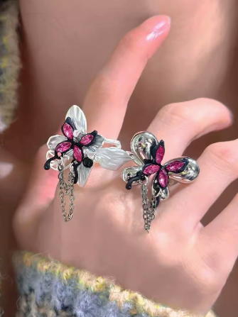 Y2K Metal Butterfly Ring with Silver Chain