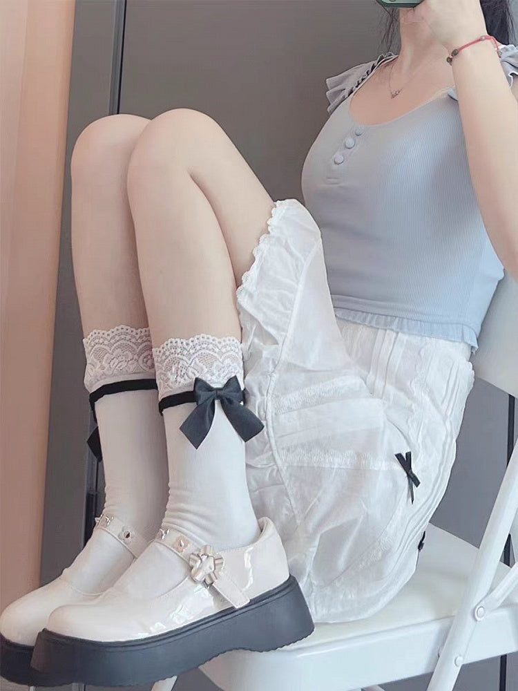 White Lace Cuff Bowknot Detail Calf Socks