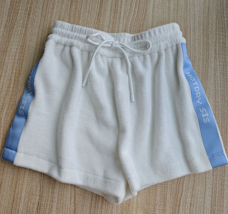 Tenshi Kaiwai White & Light Blue Elastic Waist Winter Fleece Shorts