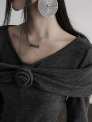 Urban Goth Light Gray Floral Accent V-Neck Knit Long-Sleeve Top with Slit Design