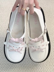 White Dazed Lamb JK Style Low-heel Shoes with Cute Bow and Heart Buckle Accents