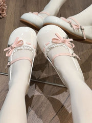 Sweet Lolita White Round-Toe Flats - Pink Knotted Bow Accent & Heart-Shaped Buckle with Delicate Lace Trim