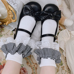 Plaid Pattern Ruffled Cuff White / Black Socks