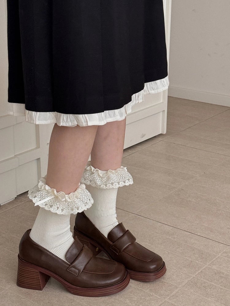 Ribbed Socks with Lace Ruffle & Bow Cuffs
