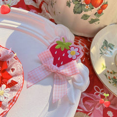 Red / Pink Bow Strawberry-shaped Brooch